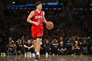 生涯场均4.9分&命中率35.6%！美记：谢泼德继续这样本季或被交易