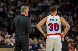 科尔：库里手感生锈在意料之中 重要的是他重新适应了比赛节奏